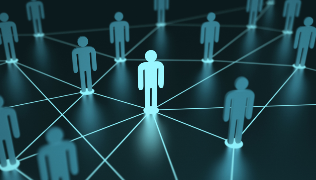 illustration du reseautage avec des bonhommes baton et des liens