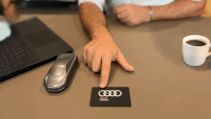 Audi-carte-de-visite-connectée-kipful